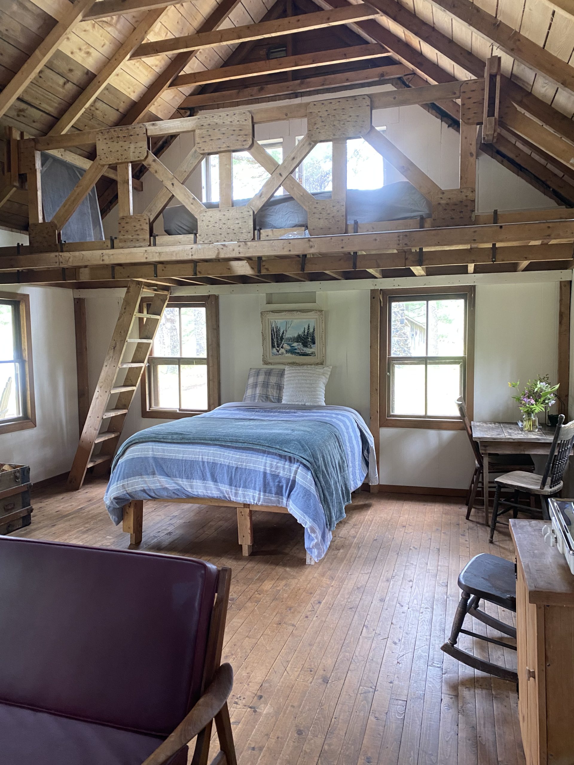 Birch Cabin Downstairs Single Bed Alcove